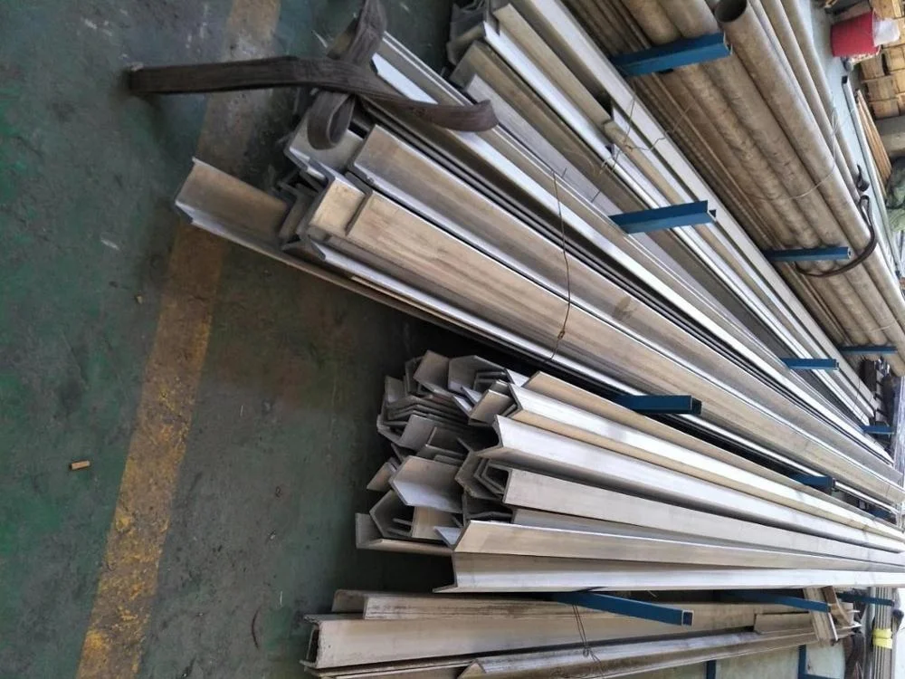 
STAINLESS STEEL ANGLE - 202 