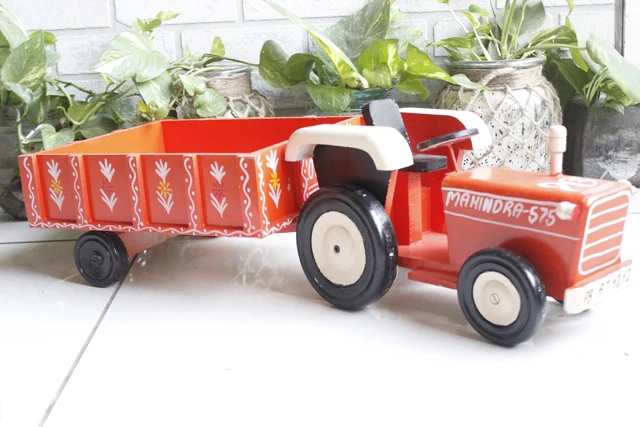 
Wooden Decorative Tractor With Trolley (Wooden Decorative Item) 