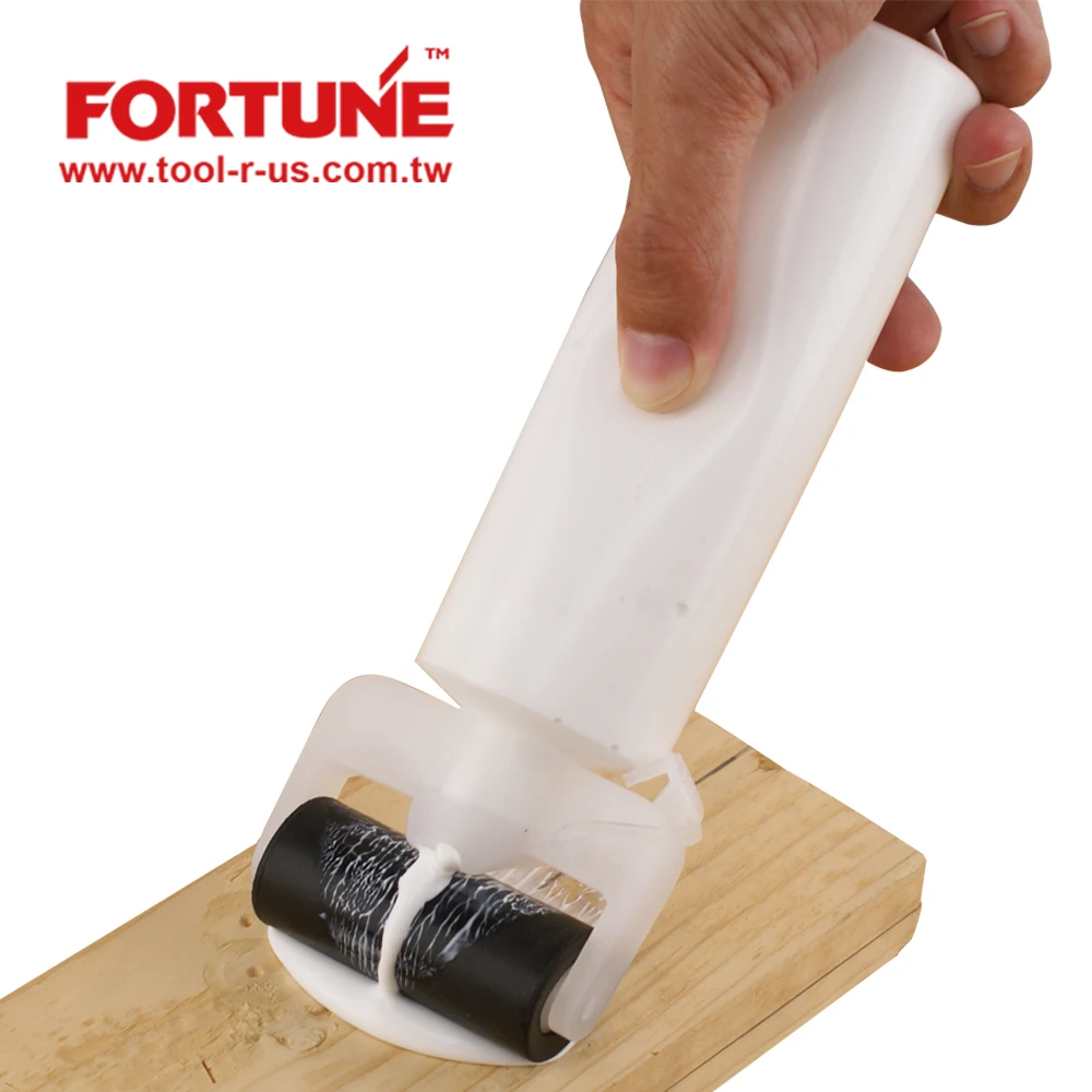 
 Пустые бутылки с деревянным роликом для клея  