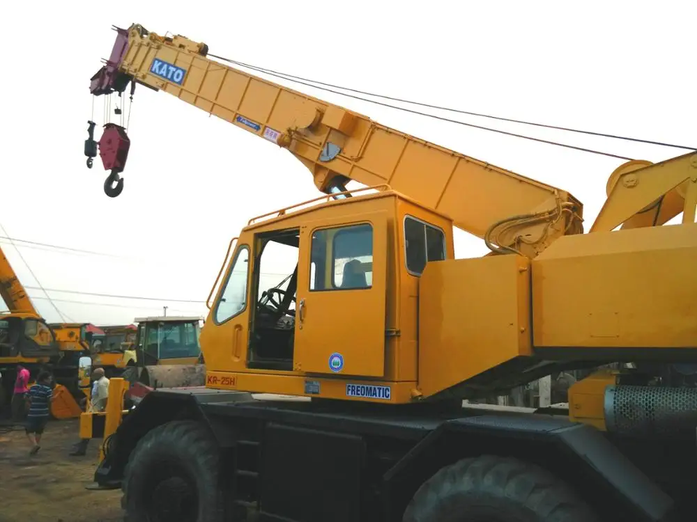 Used KATO 25t Small Mounted Truck Crane KR-25H for Sale