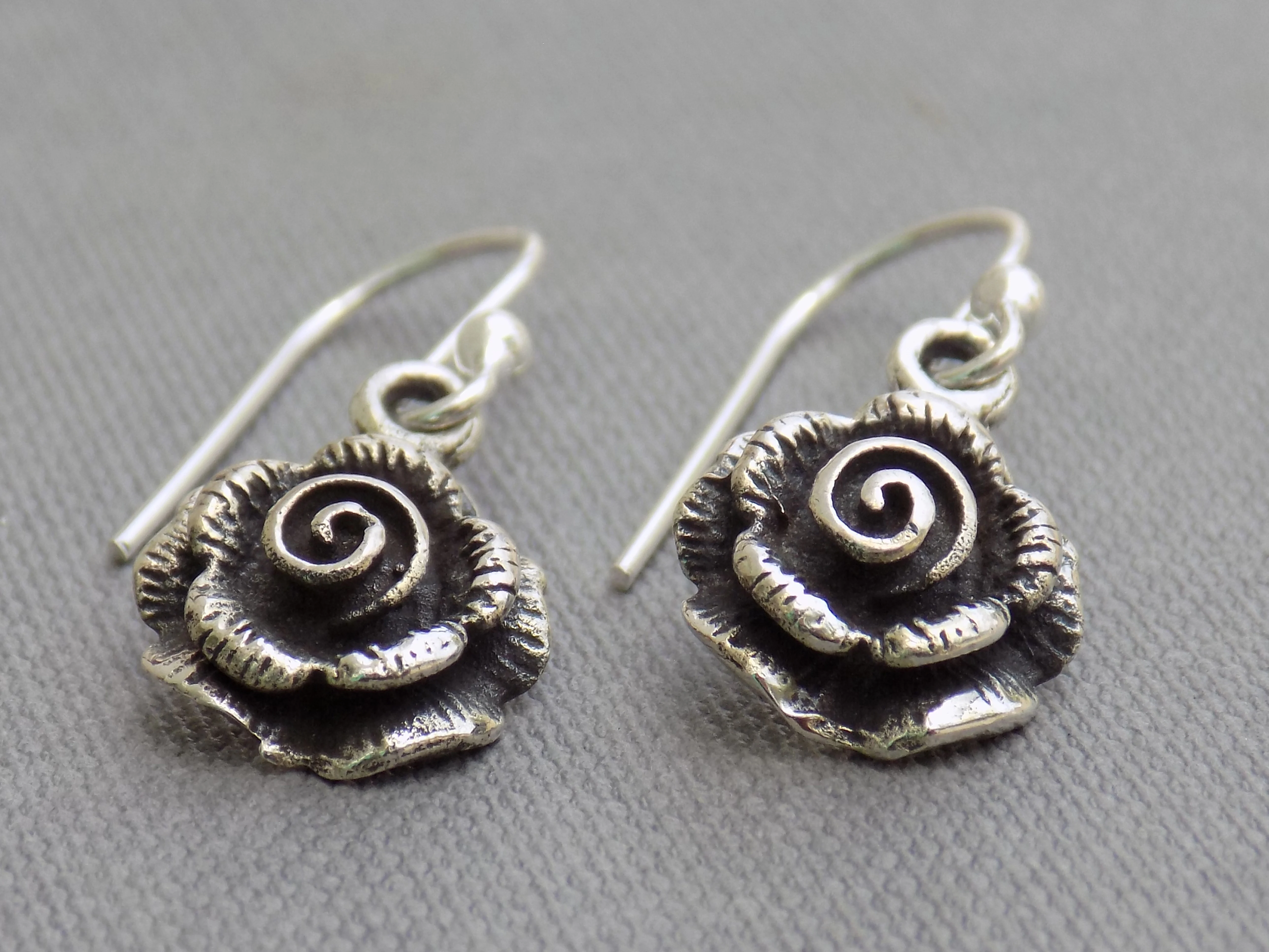 Classy Flower Swivel 925 Sterling Silver Oxidized Metal Finishing Handmade Trendy Fashion Women And Girl Hook Earrings Accessory