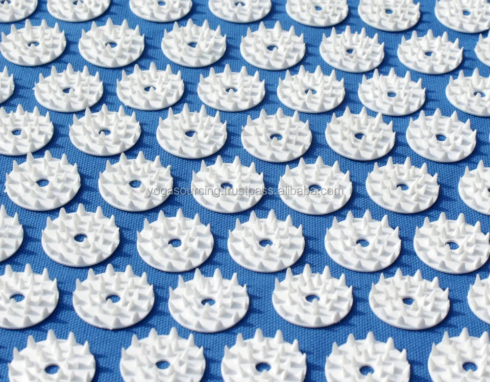 Акупрессурный терапевтический Массажный коврик разных цветов с круглой кнопкой с шипами, индийский поставщик