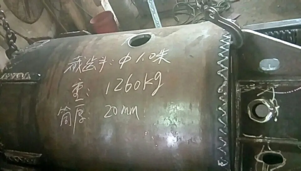 Double cutting door drilling bucket