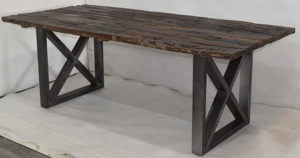 Reclaimed Railway Sleeper Wood Rough Surface Top Industrial Modern Style Iron X Legs Home Office Cafe Restaurant Dining Table