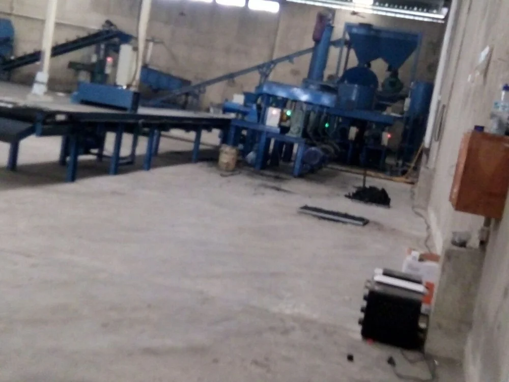 Изготовлен из Индонезии 100% уголь из скорлупы кокоса для кальяна