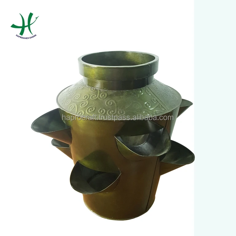 High Quality Classic Country Design Stacking Flower Pot Planter Poly Pot Combined Garden Planters Set of 3 Home Use House Floor