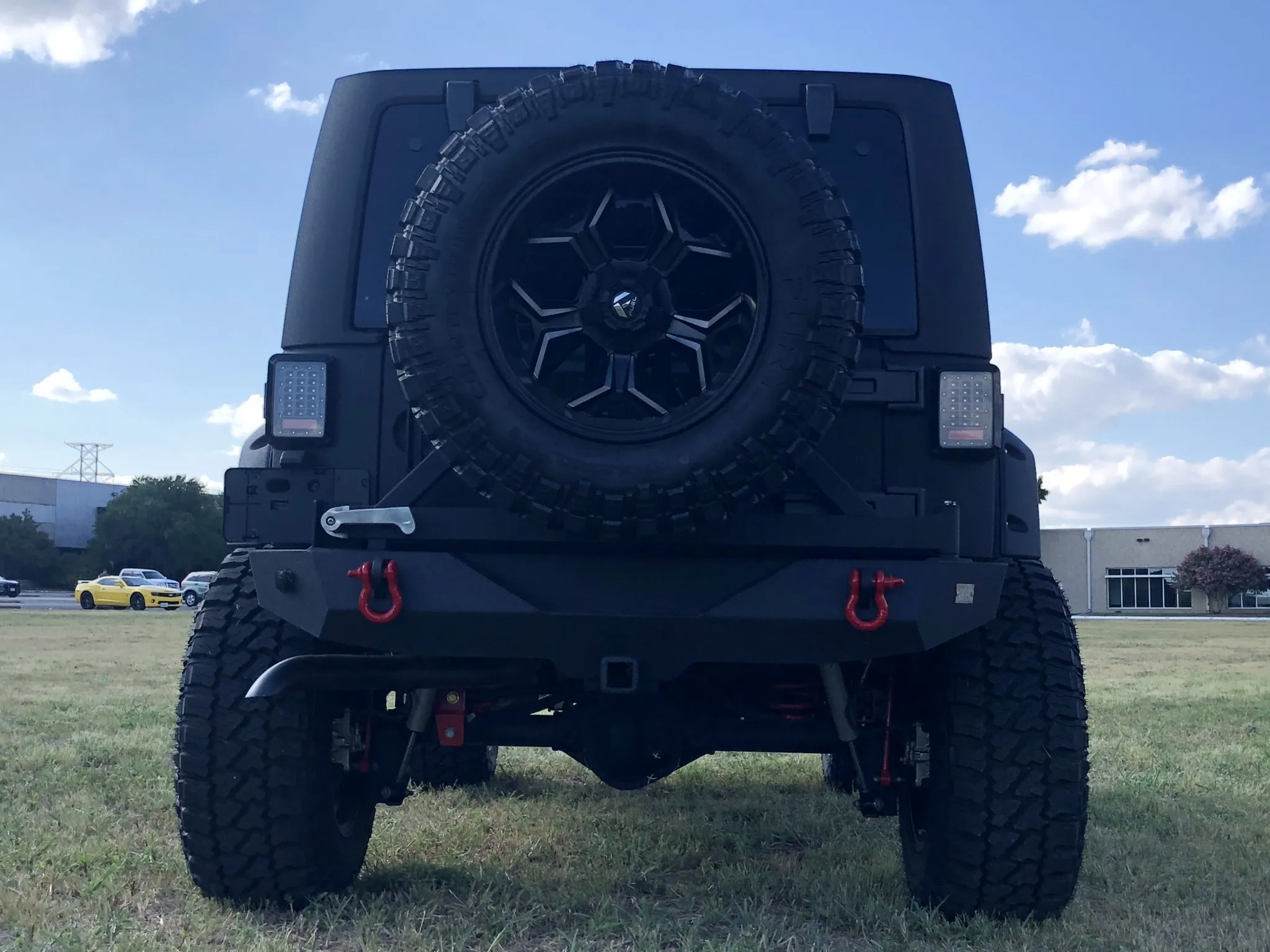 Hemi V8-Powered 2017 Jeep Wrangler Unlimited Rubicon