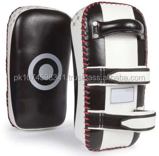 Factory Direct Supply Customized Design Logo Muay Thai Punch Shield Kicking Boxing Shield