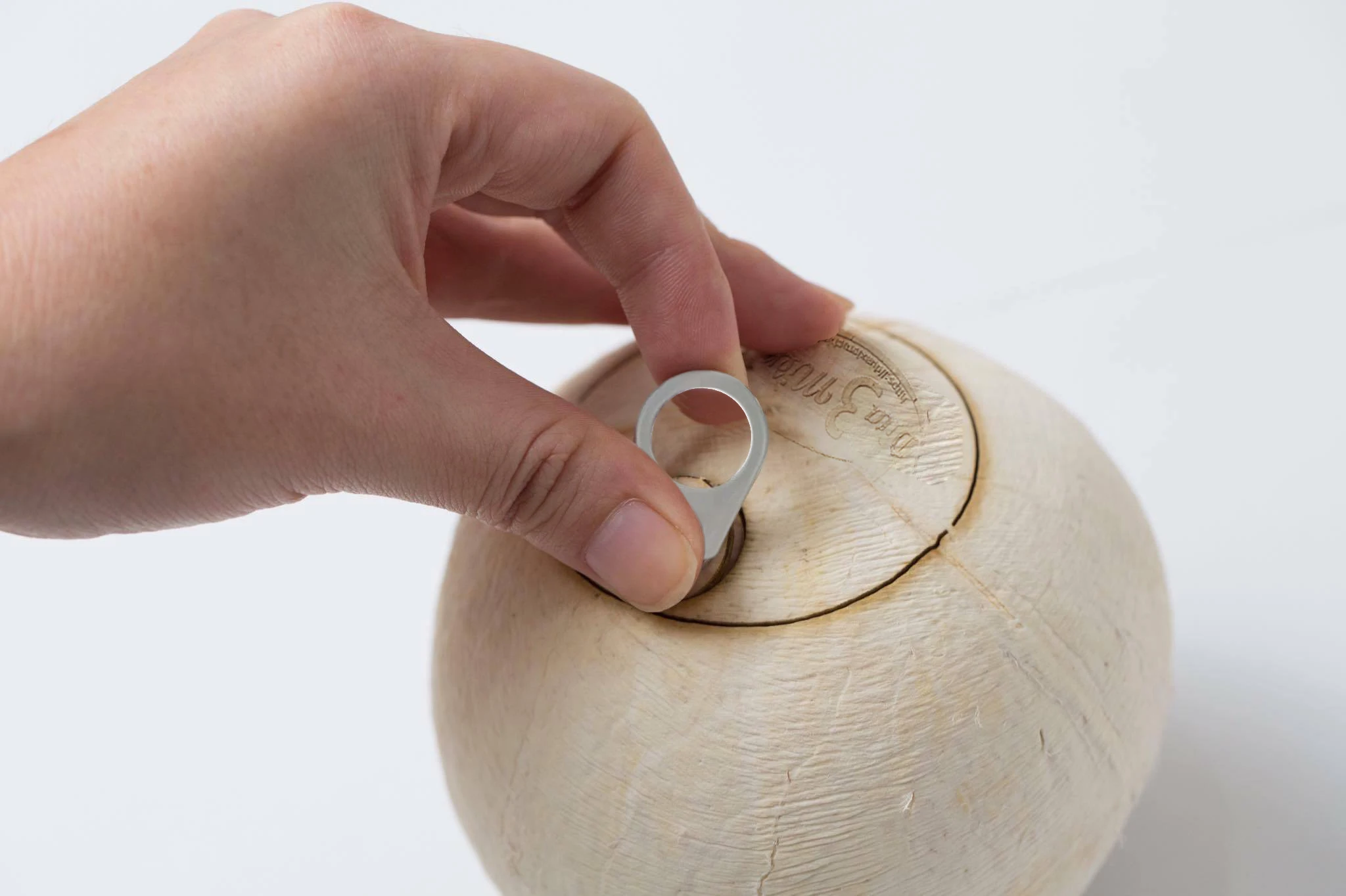  Свежий натуральный кокос: молодая замороженная кокосовая вода-отлично подходит для экспорта (WHATSAPP + 84 845 639 639)