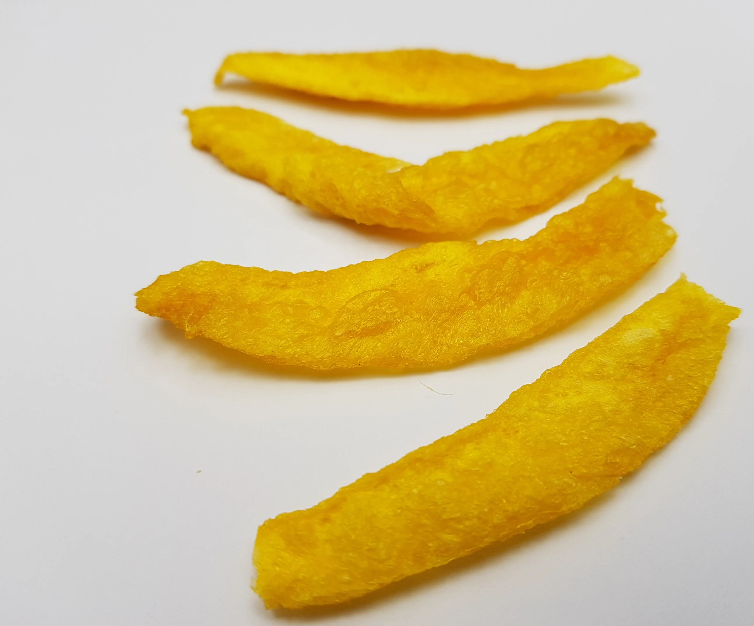 
Vacuum fried mango slices from Thailand 