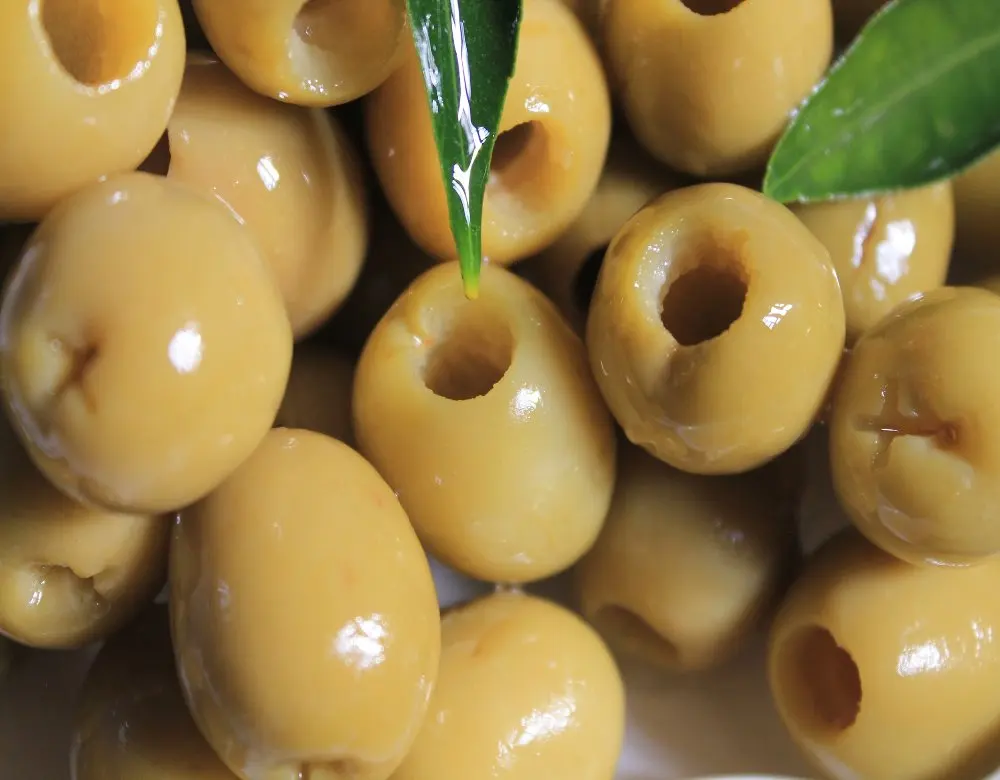 
 Зеленые оливки  