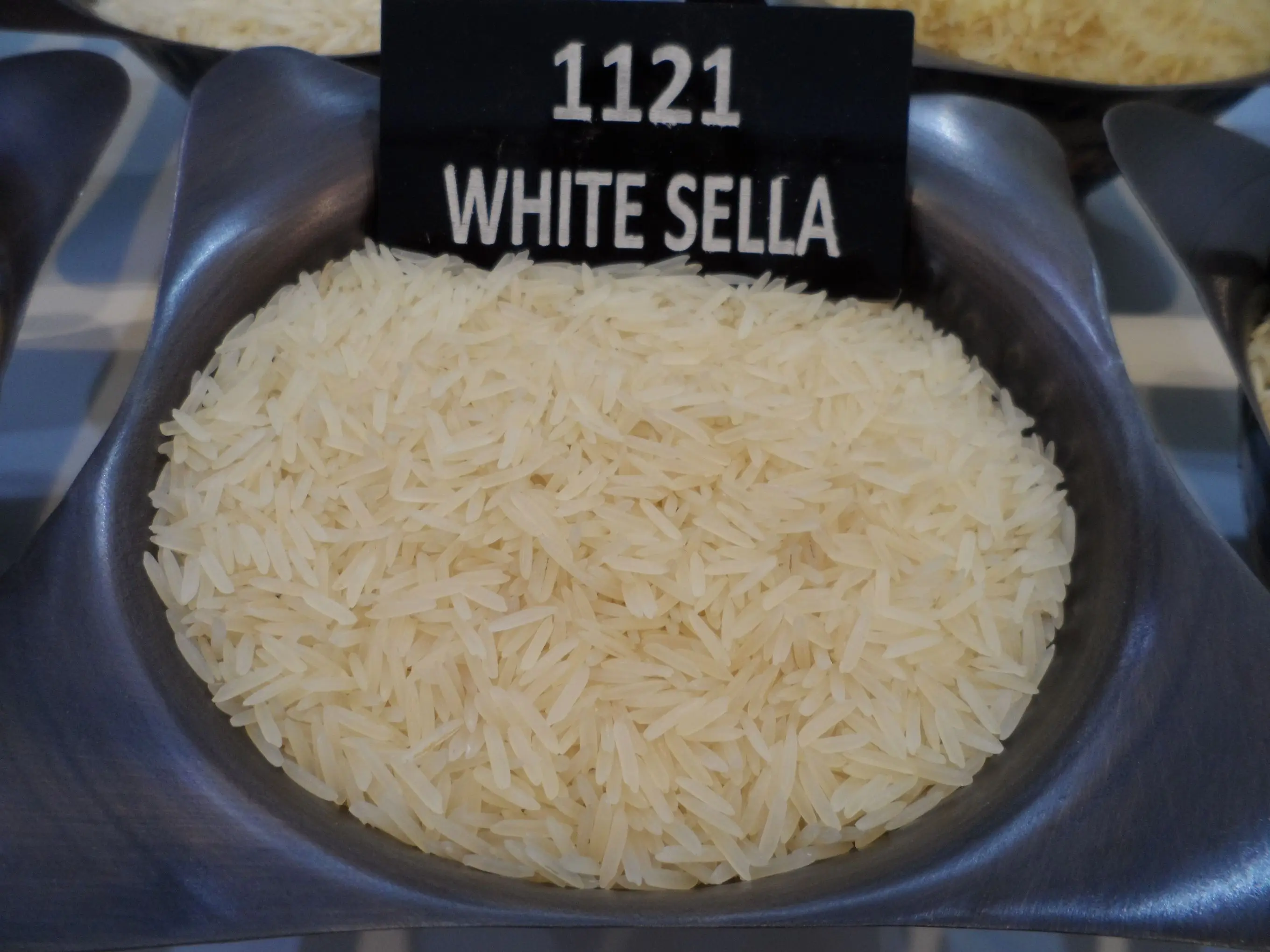 1121 White cremy Sella Rice