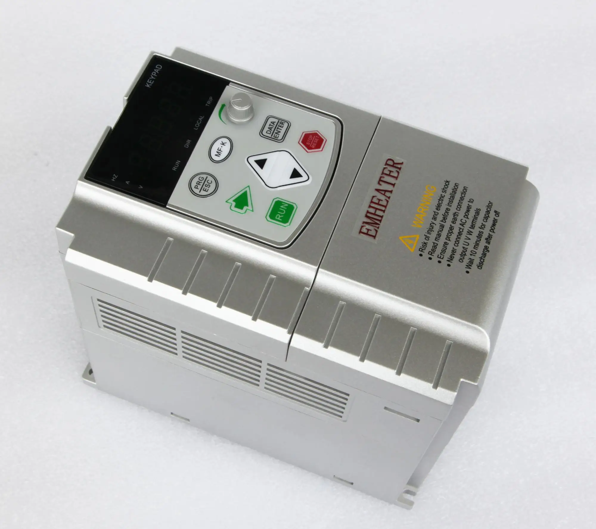 Built-in brake unit  220V 4KW  VFD/VSD  Variable frequency inverters  for fan and pump light load.