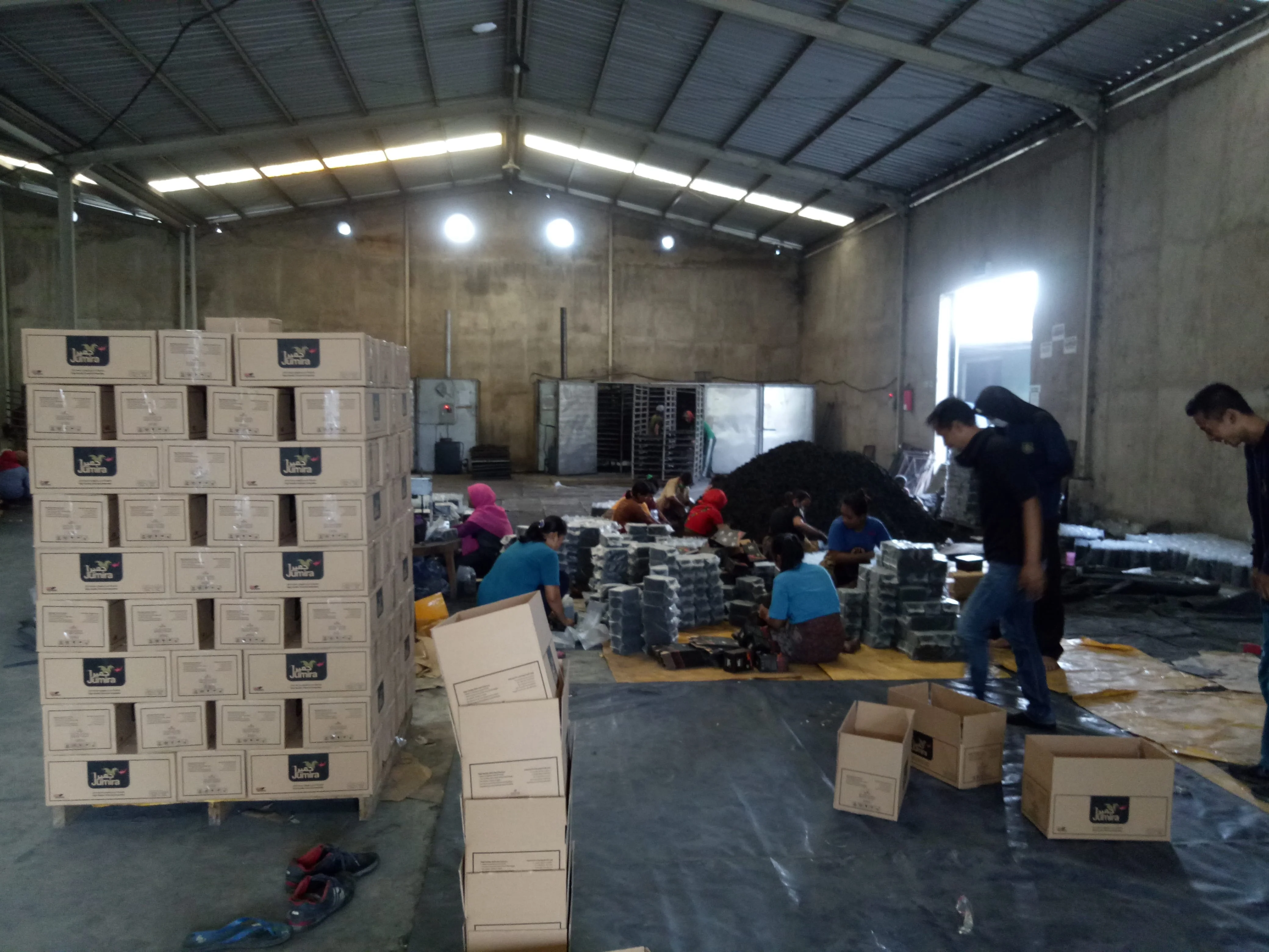 Изготовлен из Индонезии 100% уголь из скорлупы кокоса для кальяна