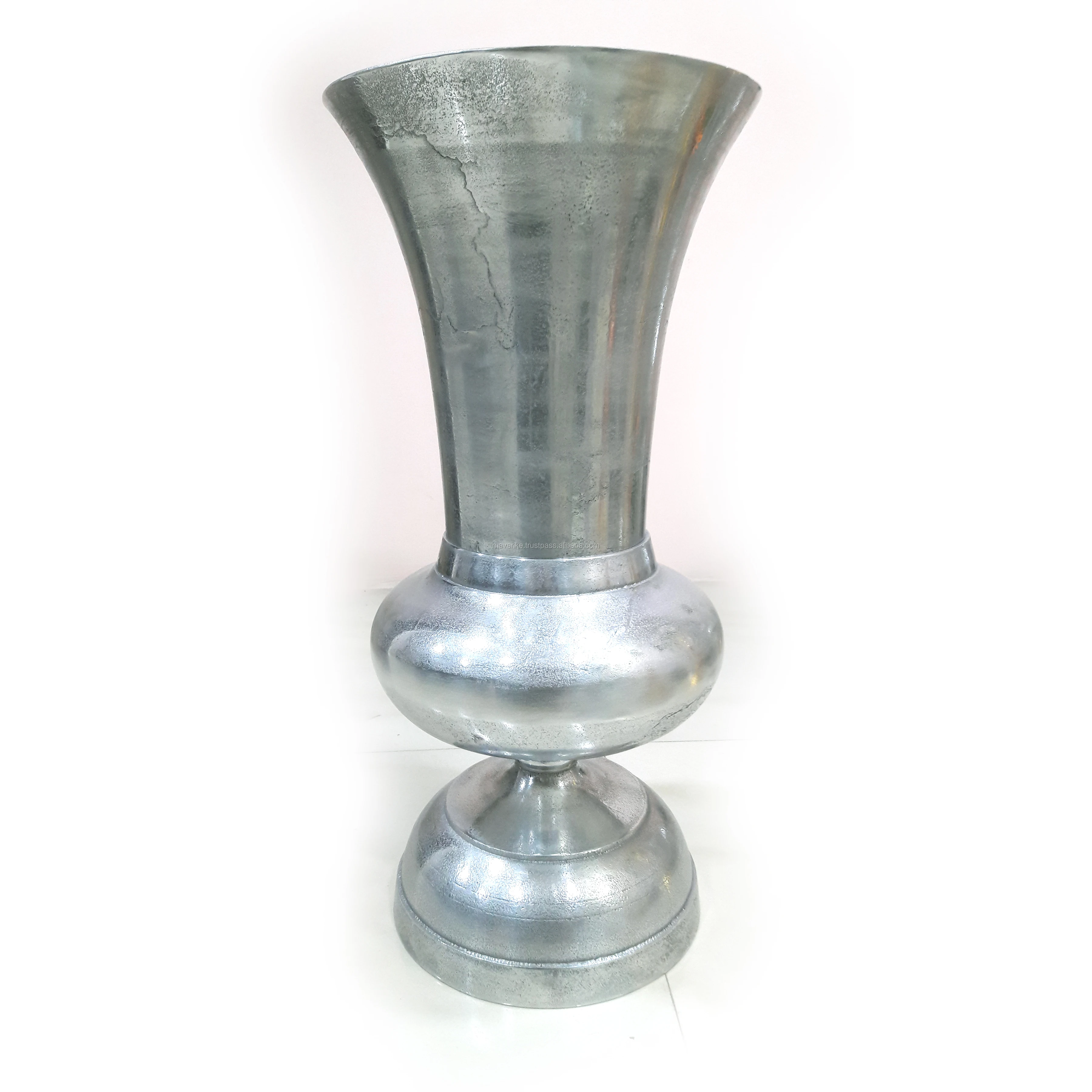 Gold Trumpet Vase Wedding Centerpieces Large Flower Vase Stand Props for Party Birthday Events Ceremony Desktop