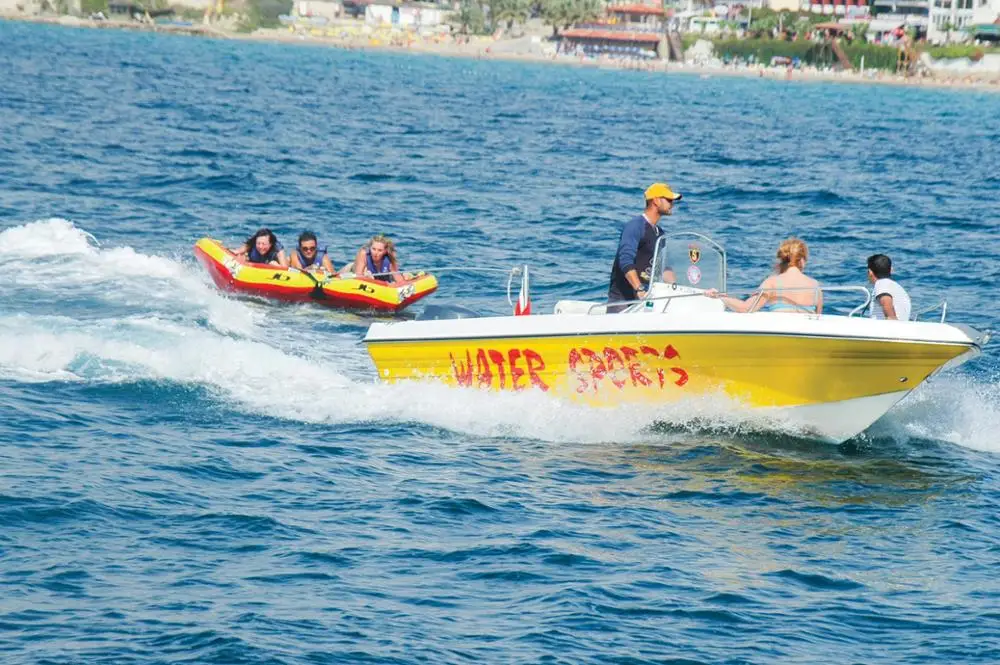 
Hot Price Sport Boat SKI 18 