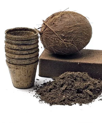 Coir peat obtained from 100% fairtrade coconut husk used for plant growth medium for plants and farms
