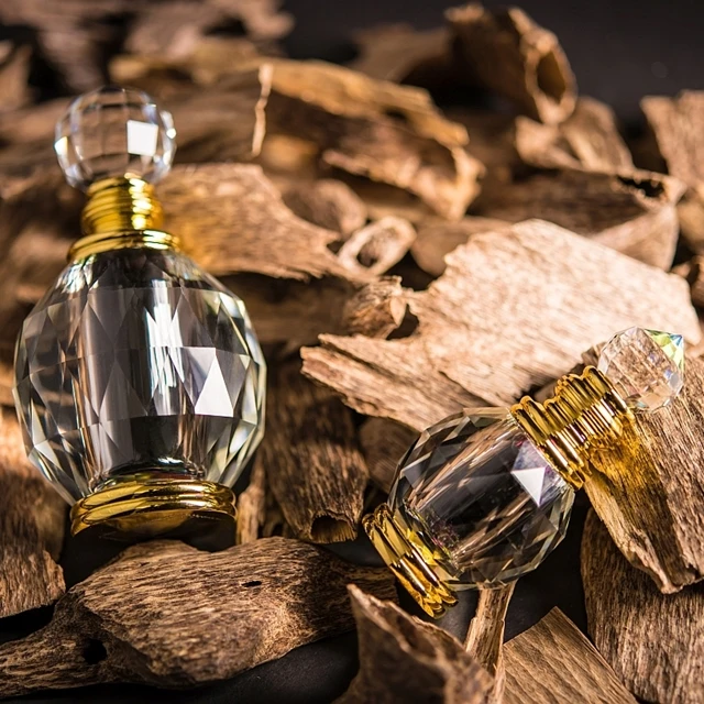 
Agarwood/Aloeswood/Eaglewood/Gaharu/Oud, Oudh Oil 100% high quality (Sweet Smell) 