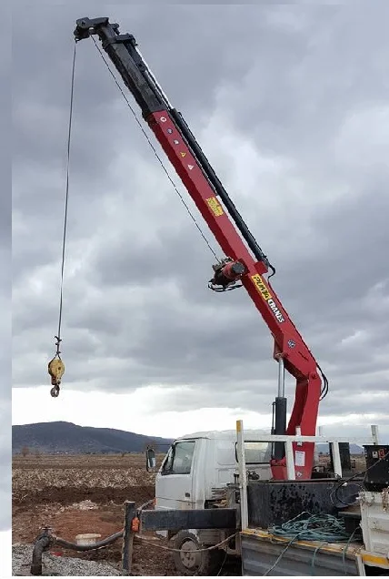 5 ton knuckle boom truck crane