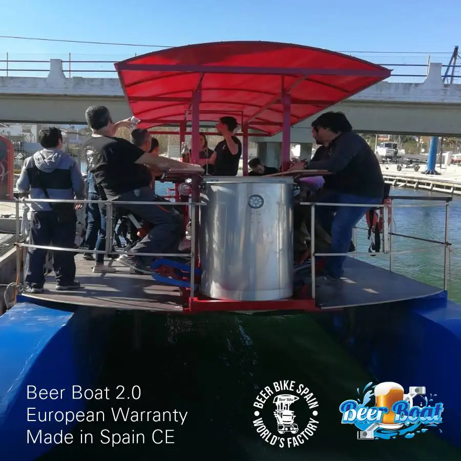 BEER BOAT PARTY