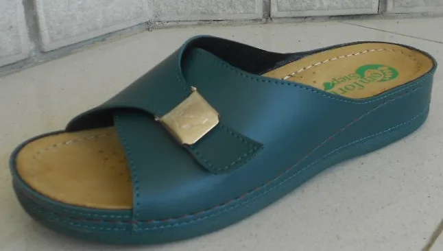
Man surgical clogs 