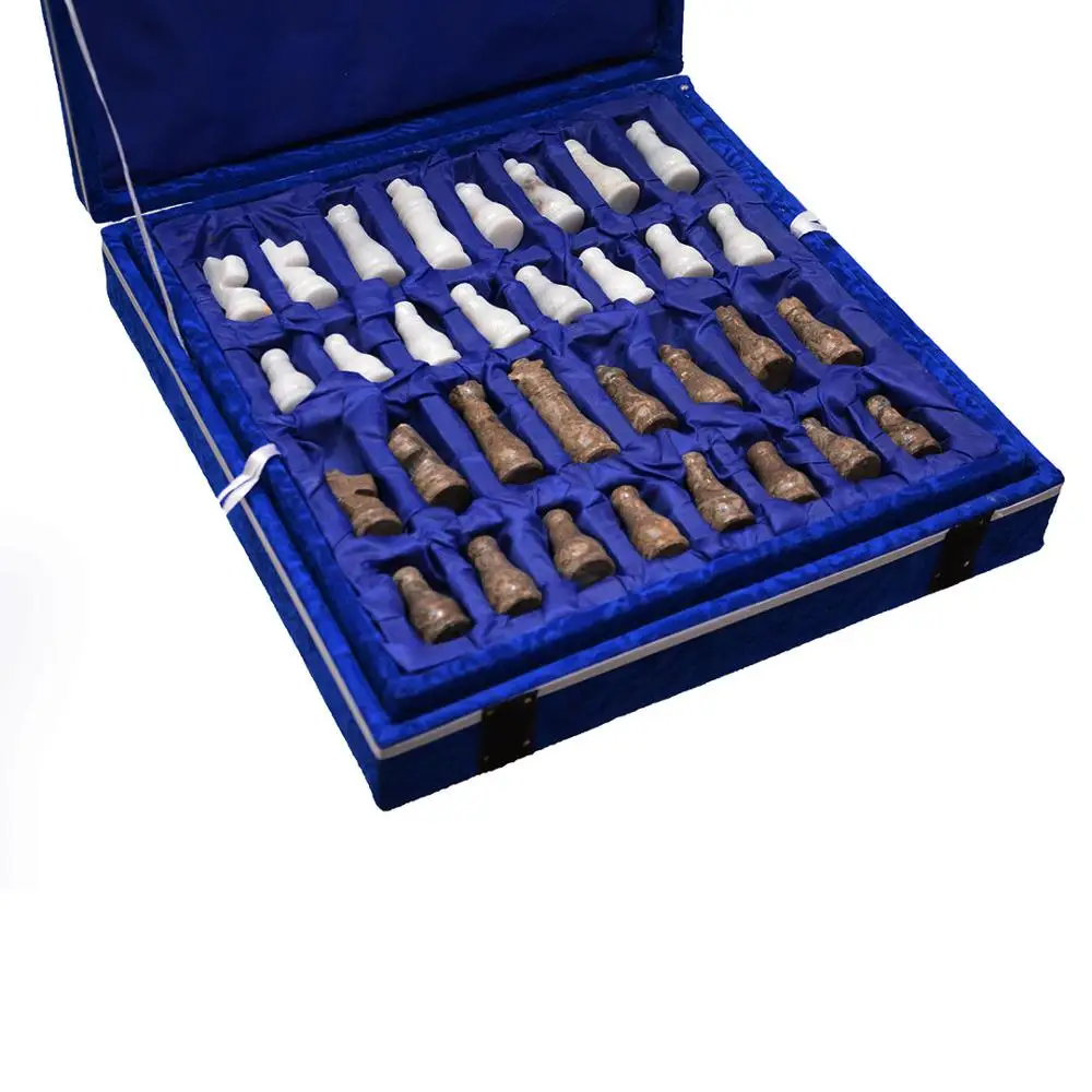 
Onyx Chess Set 