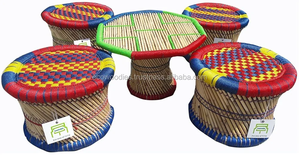 Экологичная мебель для помещений/улицы/сада/газона/заднего двора, 4 османских табуретки с комплектом стола