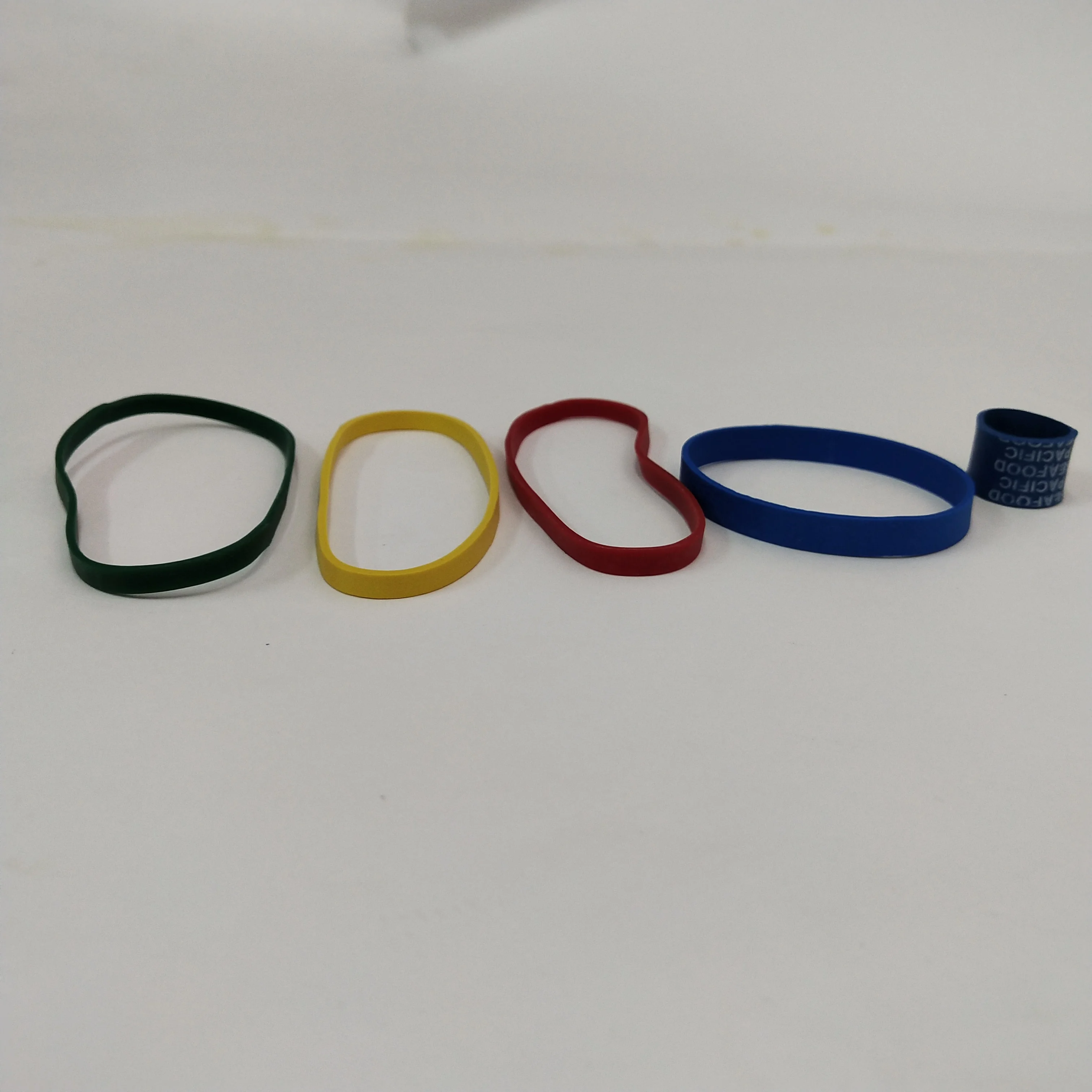 Широкие резинки 100% натурального цвета