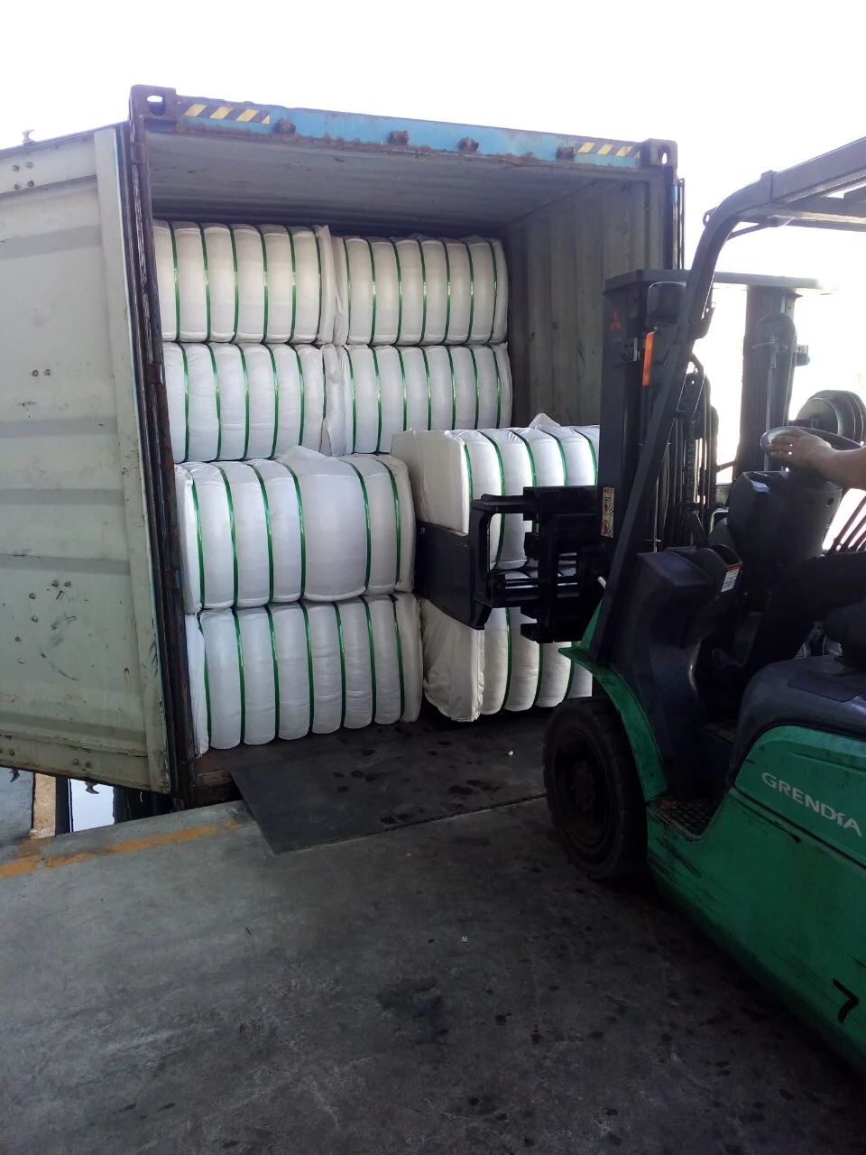 100% polyester Staple Fiber Recycled 15D HCS/HC