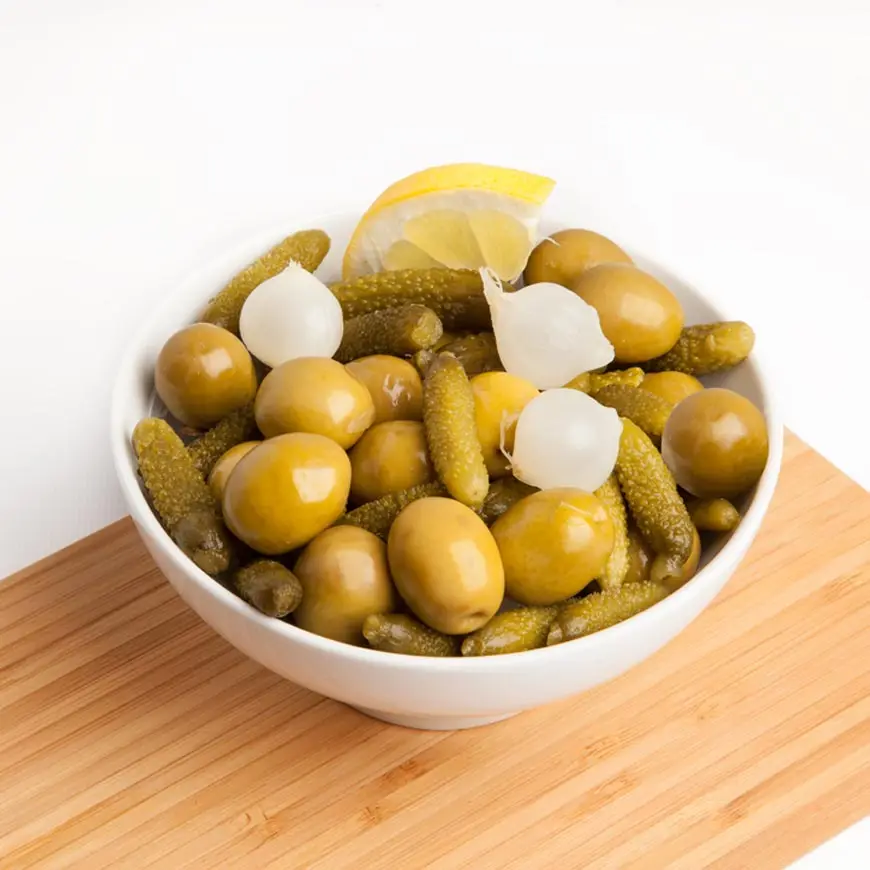 Olive in Brine bulk spanish olives manzanilla onions pepper in vinegar