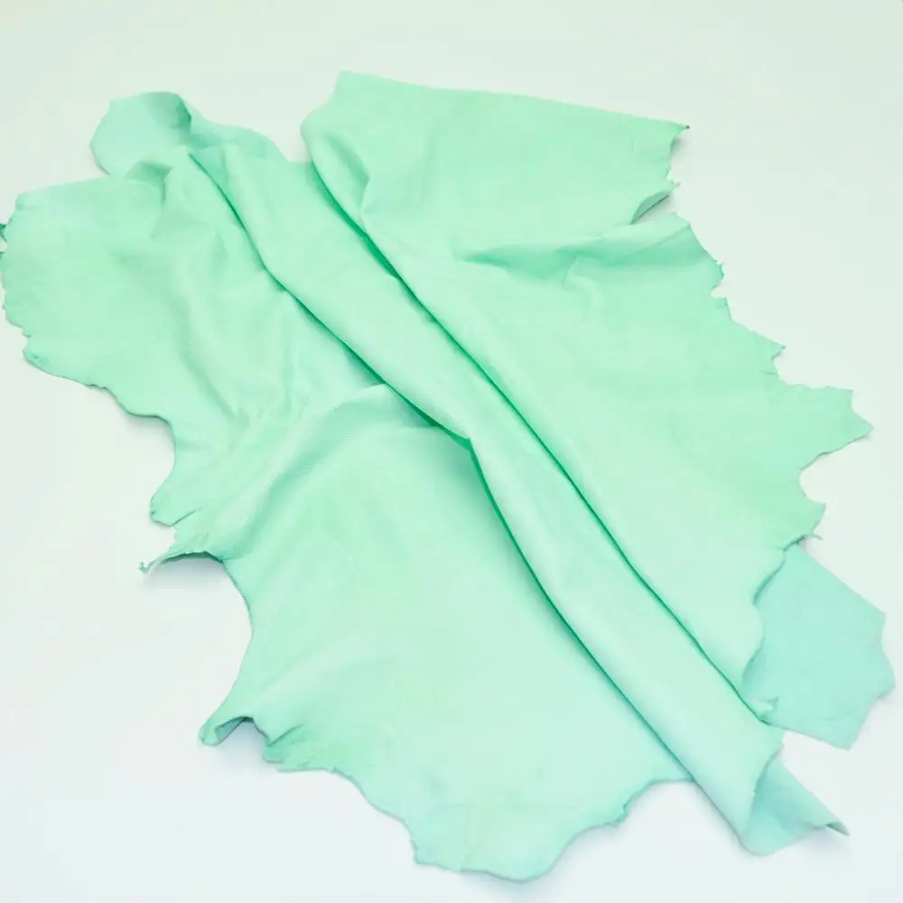 HIGH QUALITY CUSTOM COLORS CABRETTA LEATHER INDONESIA FOR GOLF GLOVE COLOR LIGHT GREEN