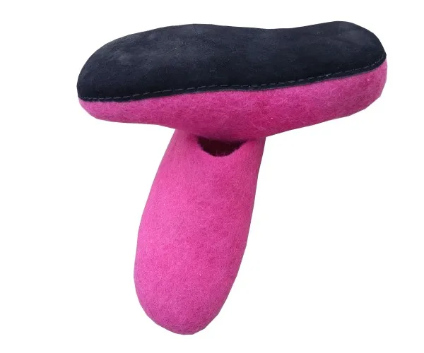 Handmade felt wool shoes with leather sole indoor slippers nepal Wholesale Handcrafted Eco-friendly wool Felt