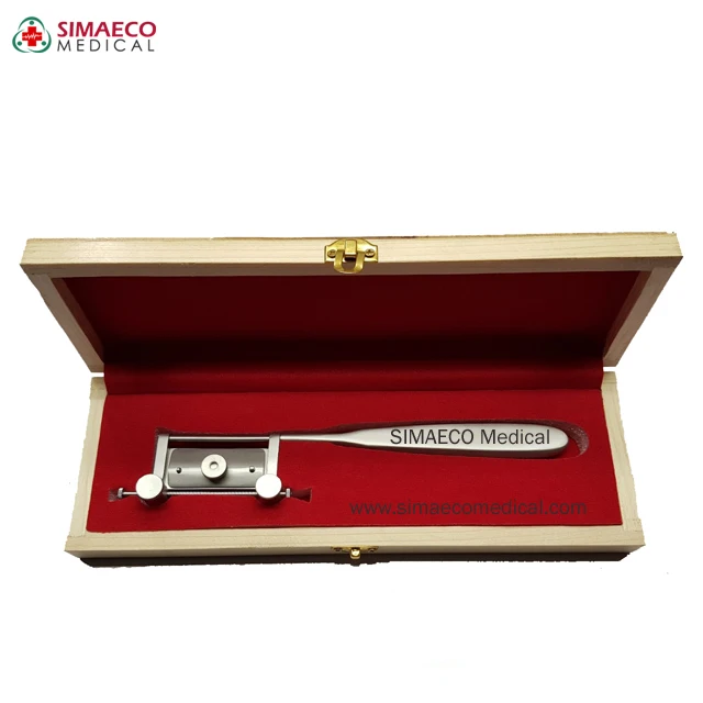 Серебряный нож для прививки кожи