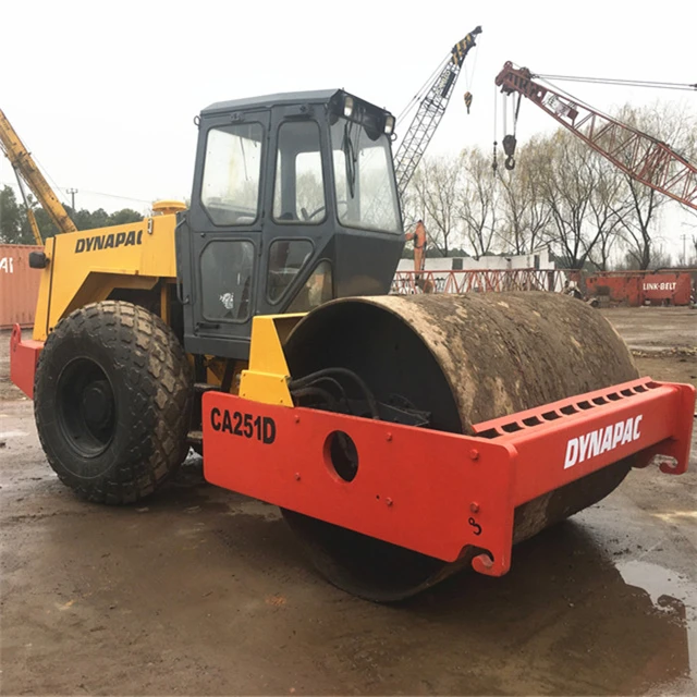 Распродажа, б/у уплотнитель dyna pac CA251D, дорожный каток CA251D/CA301D для продажи
