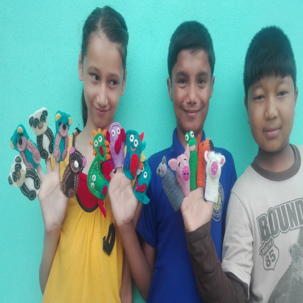 Новейший дизайн валяный Пальчиковый кукла/ручная работа кукла