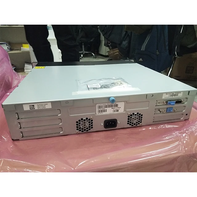 Новый накопитель для хранения данных Dell PowerVault LTO-7
