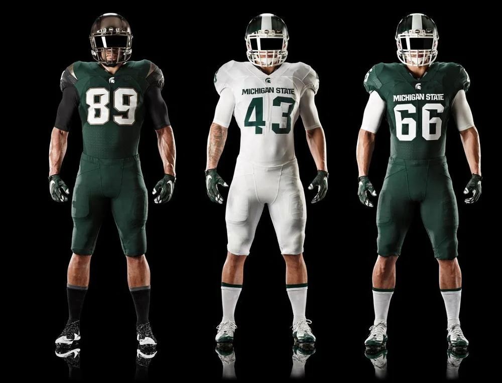 Latest American Football Uniforms with Sublimation Printing Polyester Spandex 450 Gsm /Tackle Twill Embroidery Football Uniforms