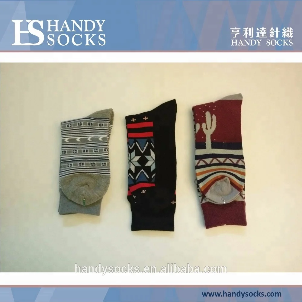 Wholesale design mens custom cotton yarn organic graphic socks