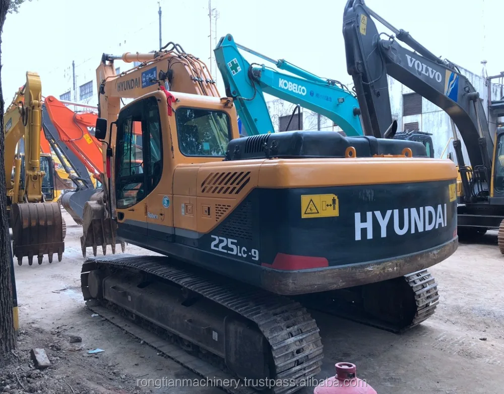Running Condition Original Korea Used Hyundai R225LC-9 Excavator for sale in Shanghai