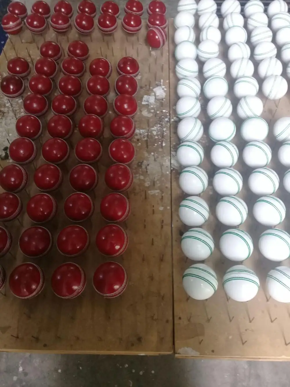 hand made stitching cricket balls