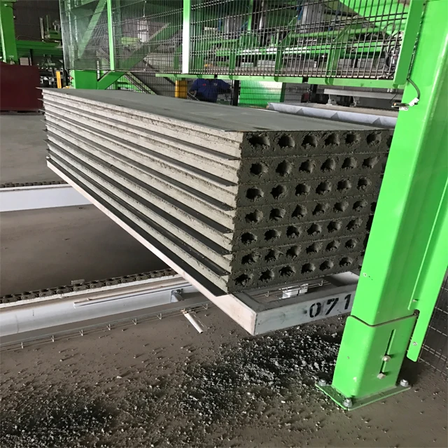 
Green Edge Wall Panel 