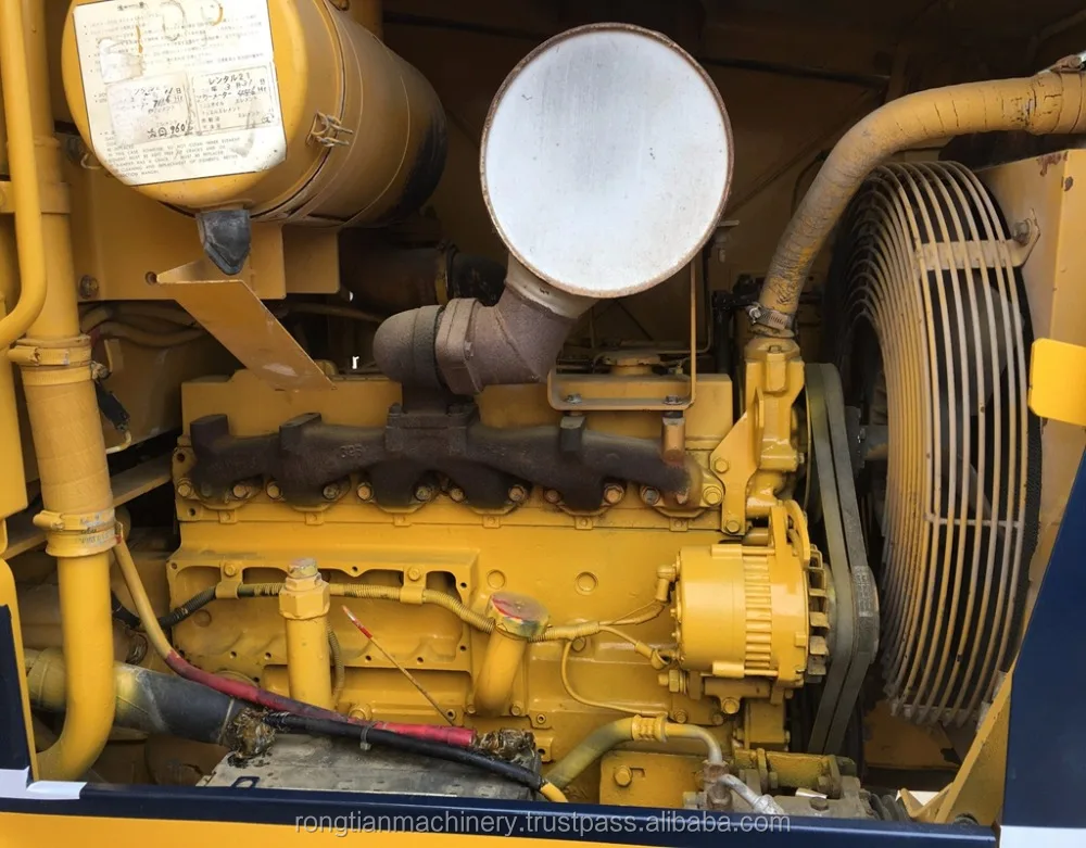 International Certificated Komatsu Used Motor Grader GD305 at low price , All Series Komatsu Hydraulic Grader for hot sale