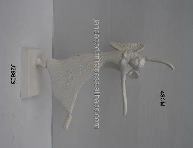 Aluminium Dancing Girl Figurine in White Powder Coating Decorative Metal Sculptures For Home