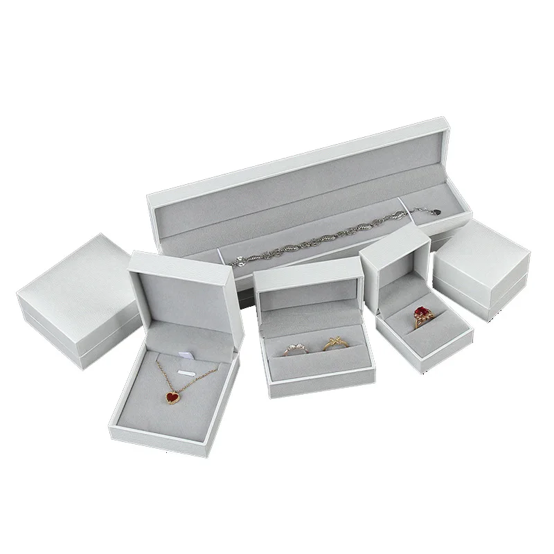 
Stock luxury proposal velvet jewelry ring box jewelry box velvet box 