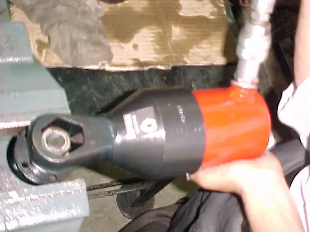 hydraulic nut splitter FROM INDIA