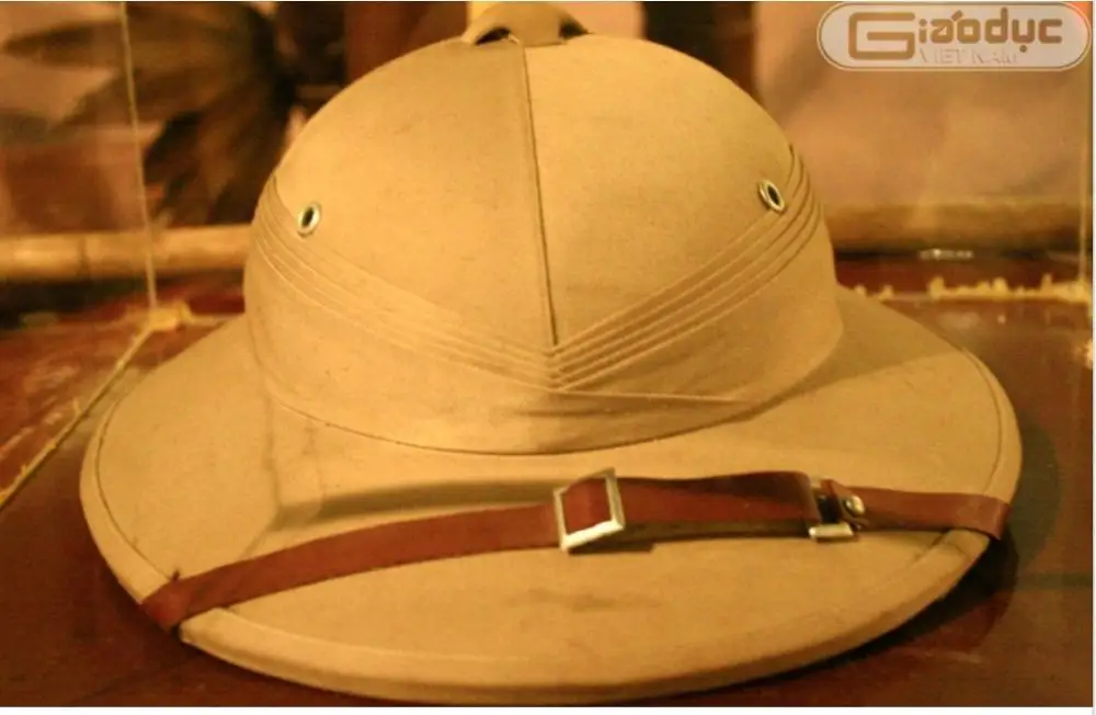 Французский Пробковый Шлем