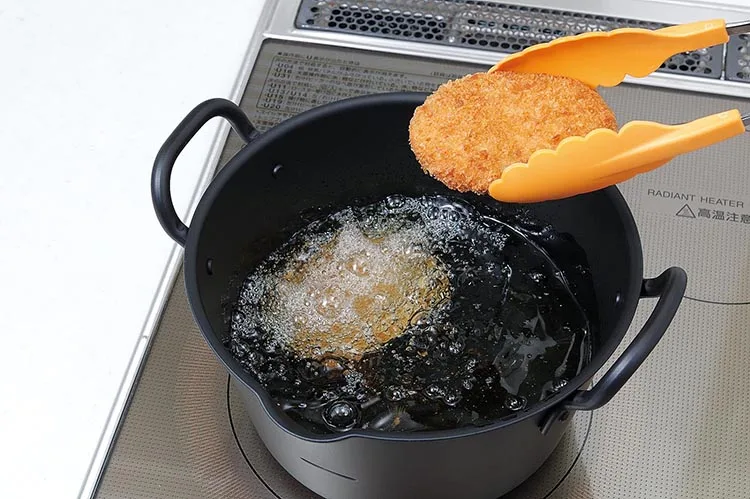 18 cm Deep Fryer with Lid