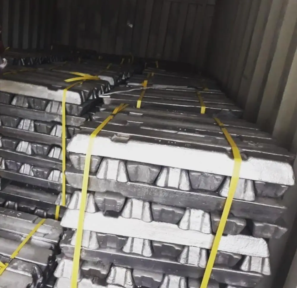 Remelted Lead Ingots (Pb 97 - 99%)