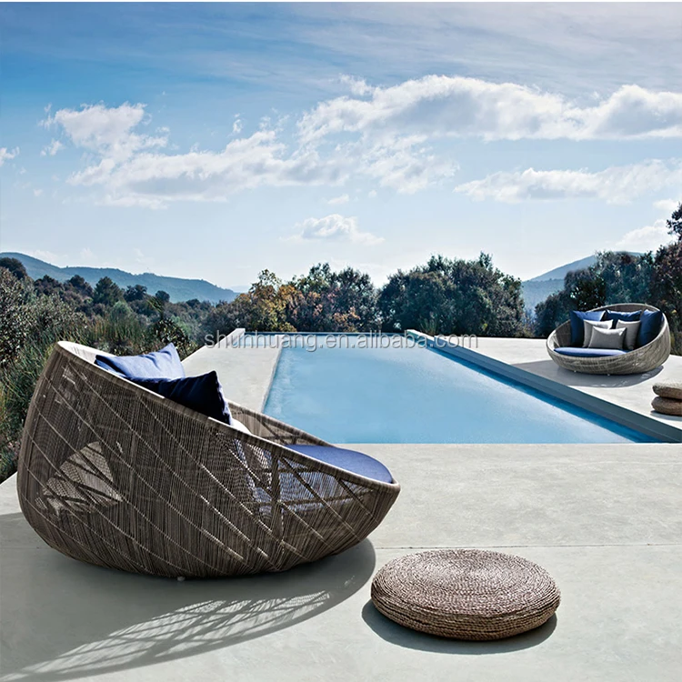 Рекламная новая стильная уличная мебель для патио, садовая плетеная кровать из ротанга