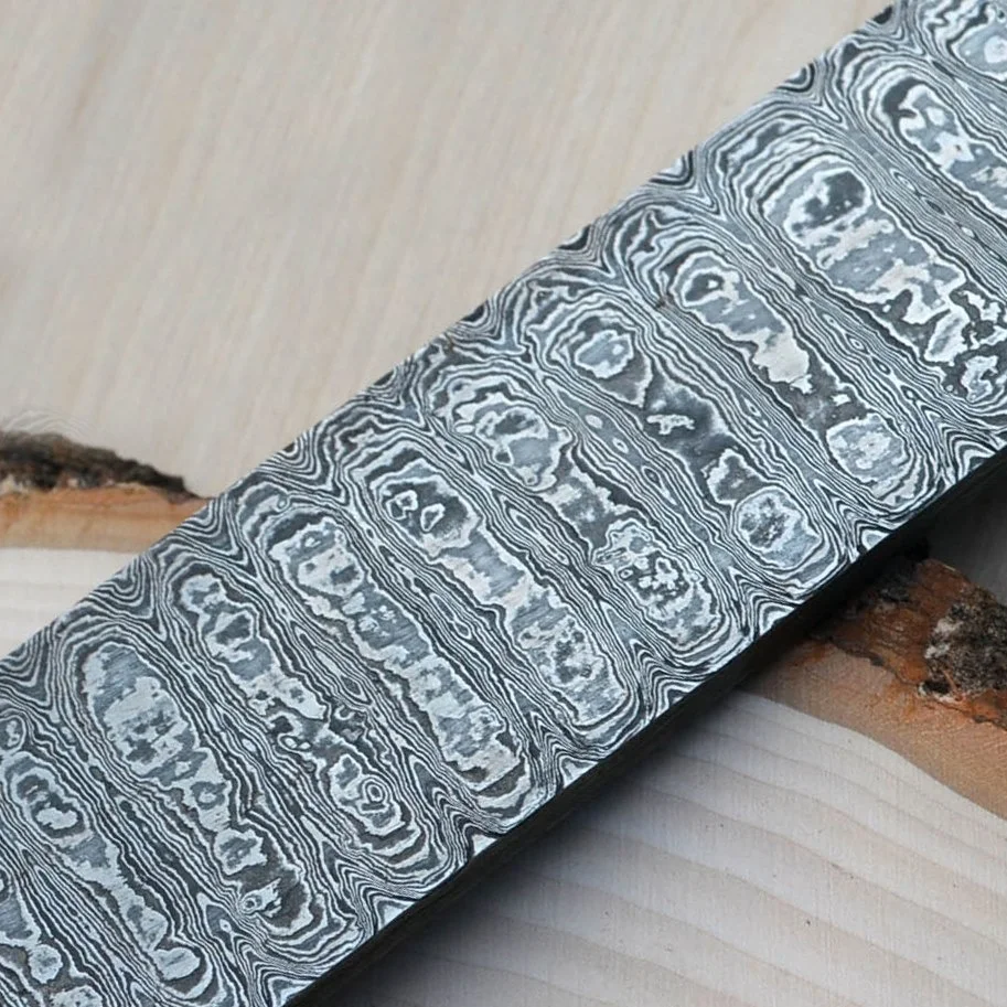 Изготовленные на заказ стальные заготовки для изготовления ножей из дамасской лестницы ручной работы